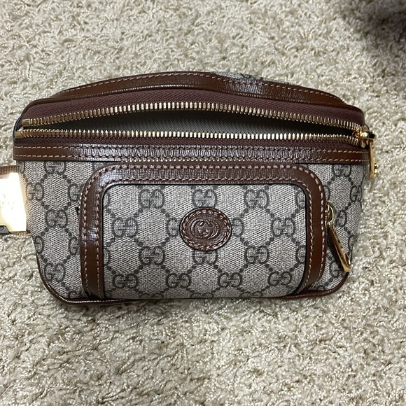Authentic Gucci supreme belt bag. Worn twice, in immaculate condition. - Picture 1 of 13